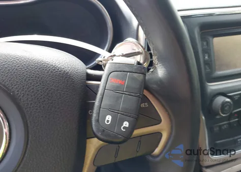 2014 Jeep Grand Cherokee Laredo z USA, uszkodzony, nr VIN 1C4RJFAG5EC326403